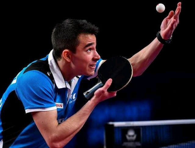 通过胡金秋 通过胡金秋