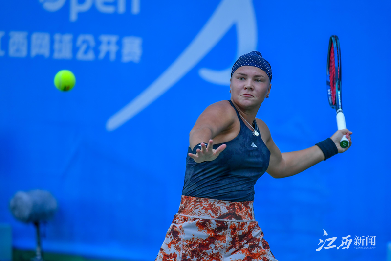 他同样凭借 他同样凭借