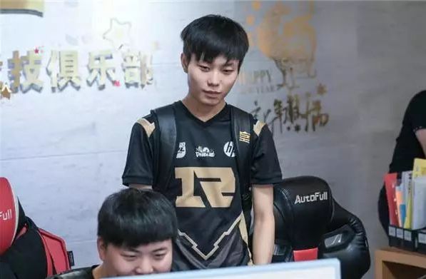 同窗口 同窗口